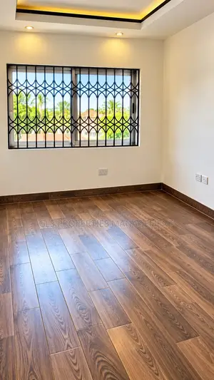 3bdrm Apartment in Nyanyano for rent