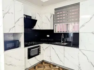 2bdrm Apartment in The Mall for rent