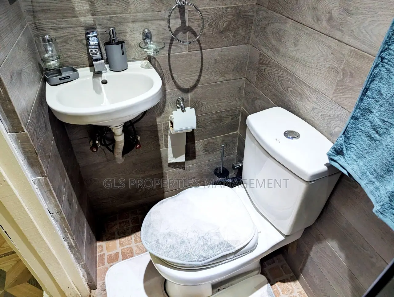 2bdrm Apartment in The Mall for rent