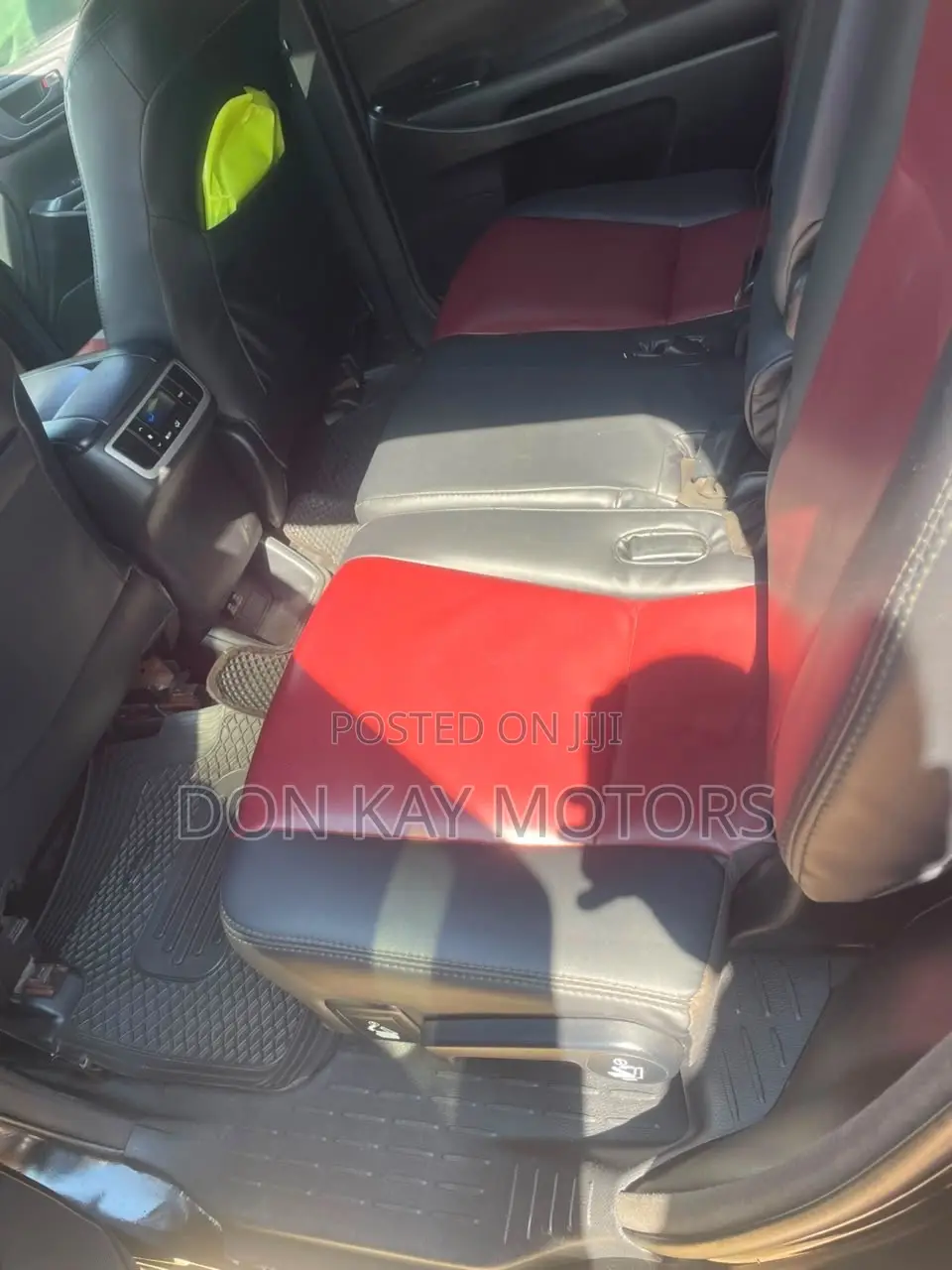 Toyota Highlander LE 4x2 (2.7L 4cyl 6A) 2018 Black