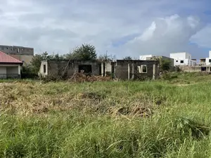 One Plot of Land for Sale at Lashibi