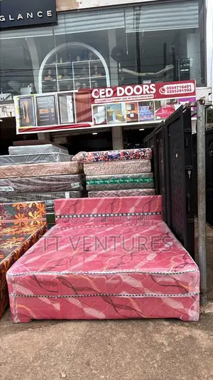 Queen Size Complete Bed