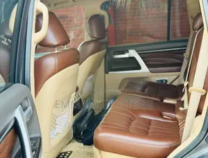 Toyota Land Cruiser 2023 Gray