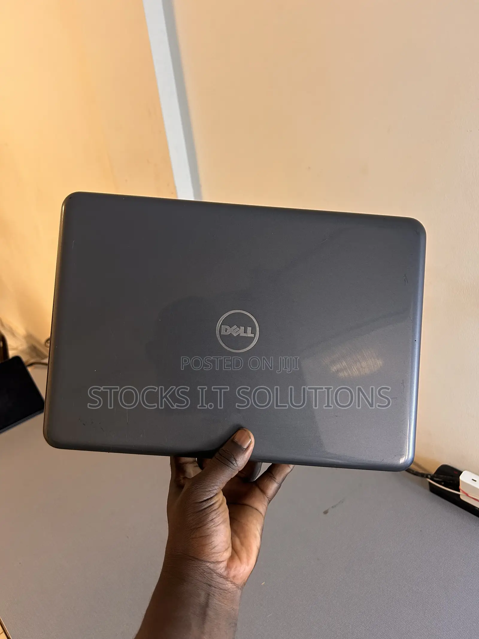 Laptop Dell Latitude 13 3380 4GB Intel Core i3 HDD 500GB