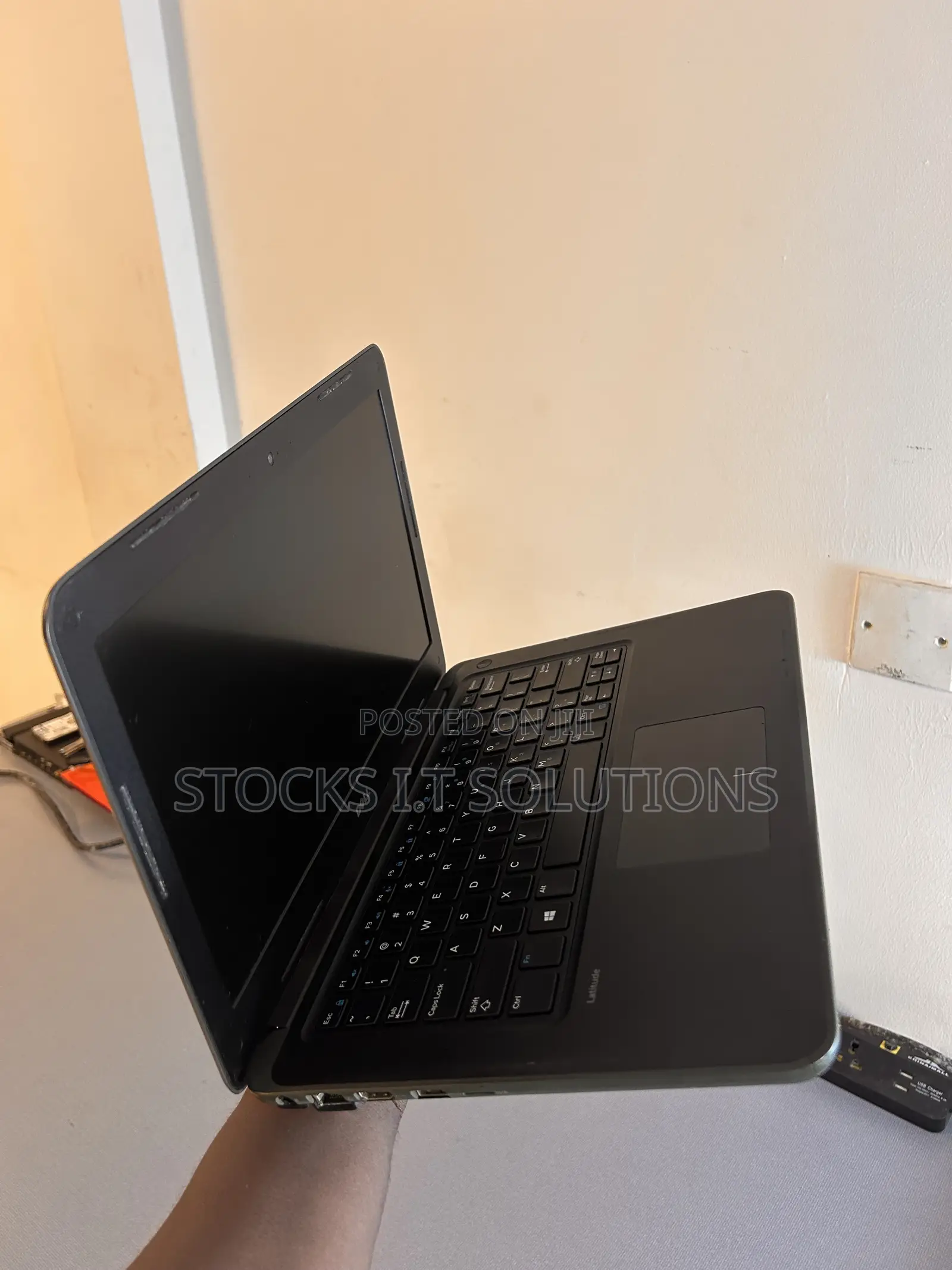 Laptop Dell Latitude 13 3380 4GB Intel Core i3 HDD 500GB