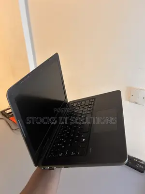 Laptop Dell Latitude 13 3380 4GB Intel Core i3 HDD 500GB
