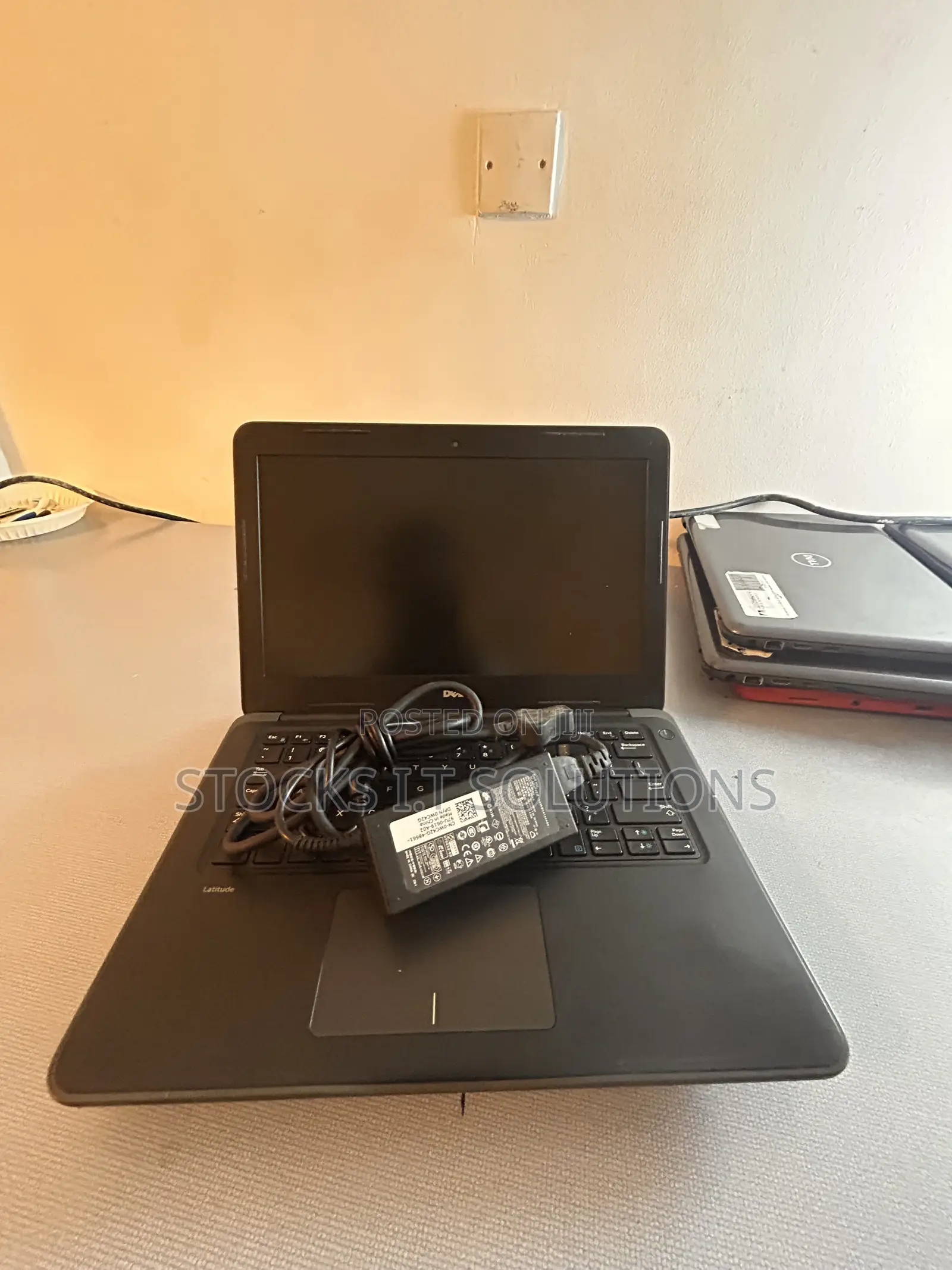 Laptop Dell Latitude 13 3380 4GB Intel Core i3 HDD 500GB