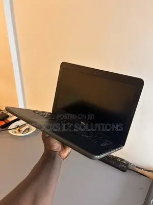 Laptop Dell Latitude 13 3380 4GB Intel Core i3 HDD 500GB