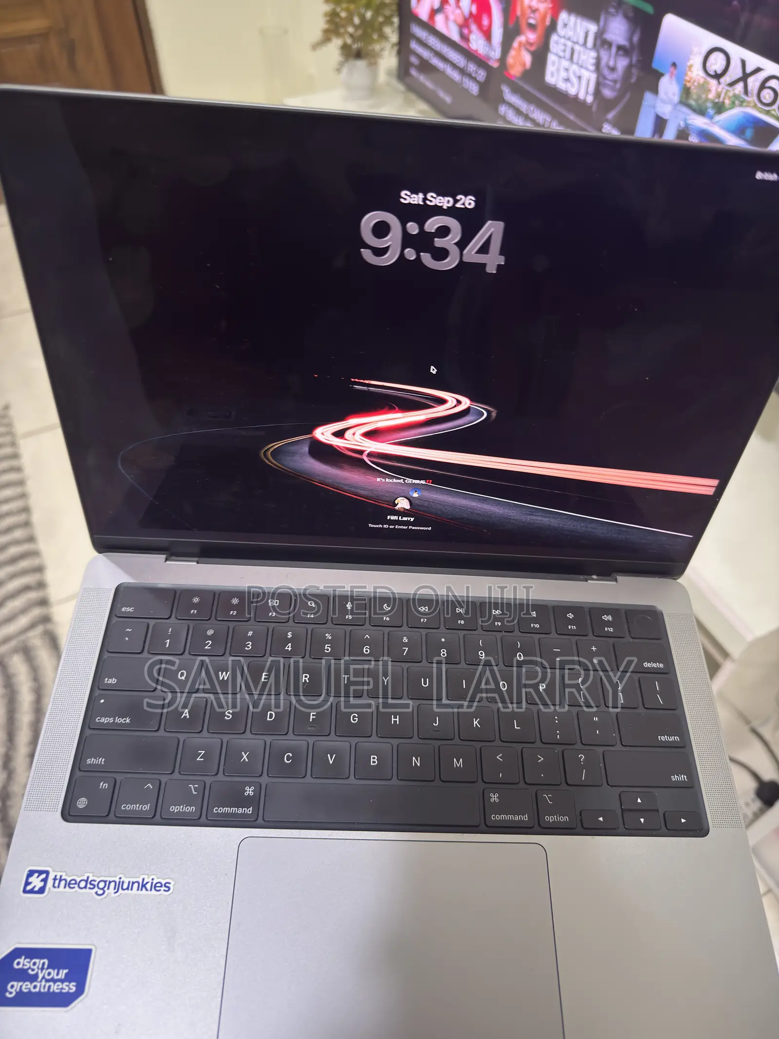 Laptop Apple MacBook Pro 16GB Apple M3 SSD 1T