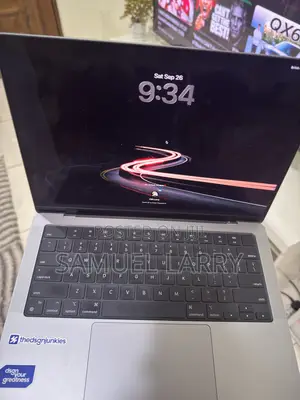 Laptop Apple MacBook Pro 16GB Apple M3 SSD 1T