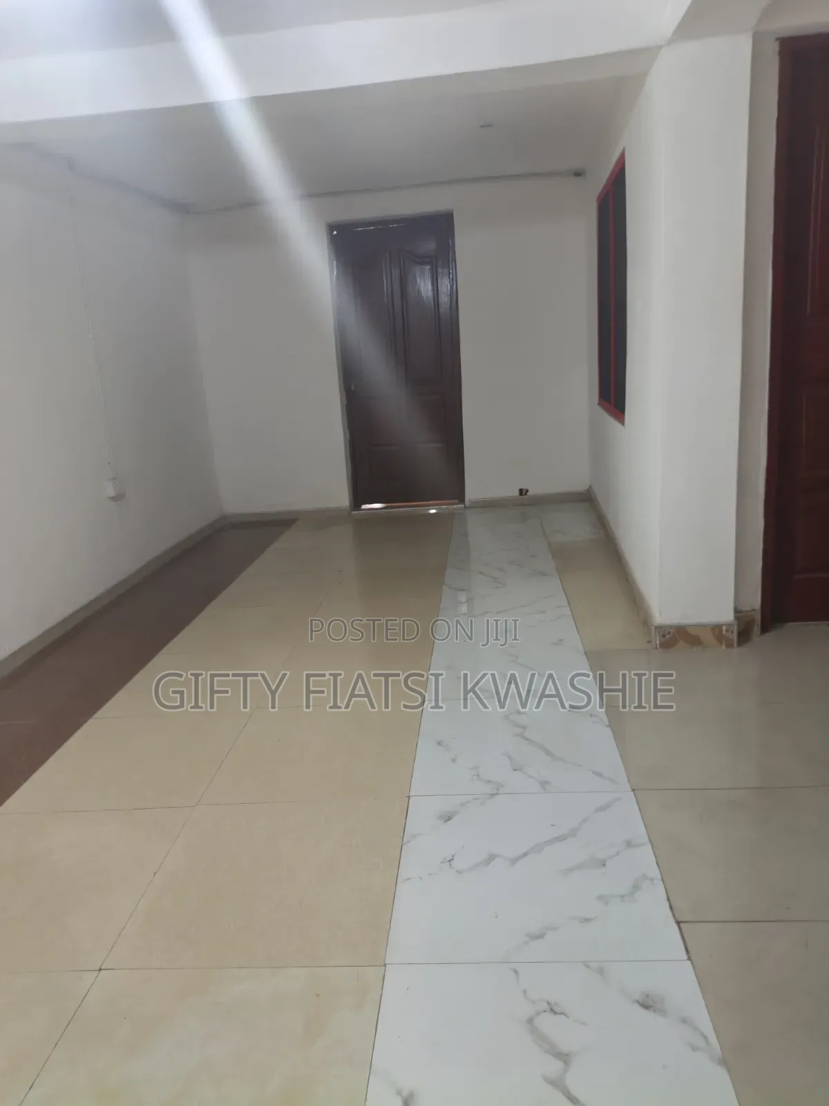 20bdrm House in Parakou Estate, Kumasi Metropolitan for sale