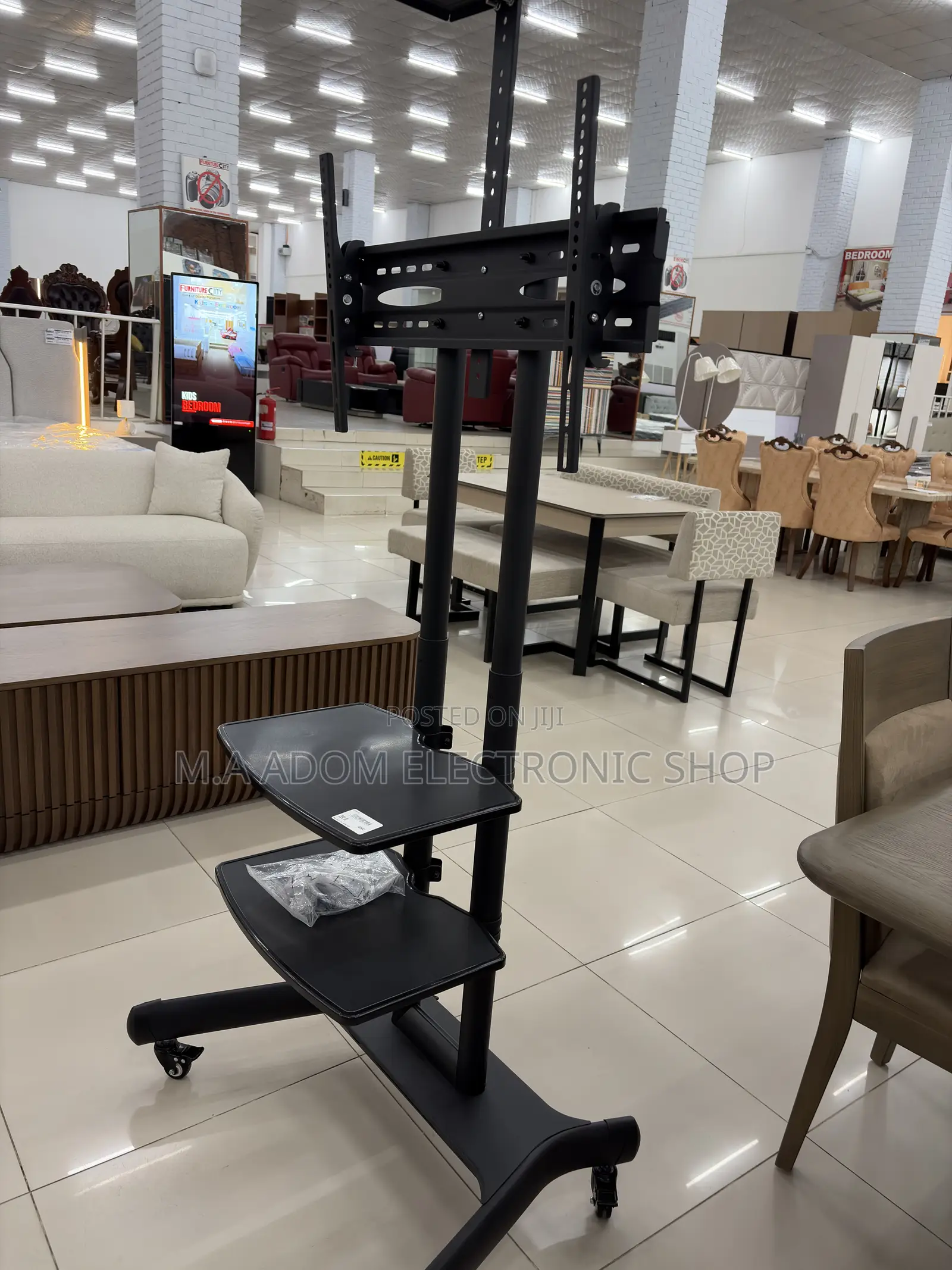 Heavy Duty Trolley for Big Screen TV 32”75”