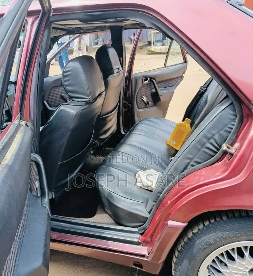 Mercedes-Benz 190 1993
