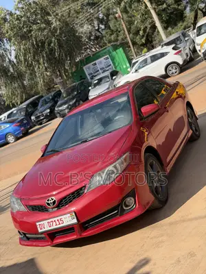 Toyota Camry 2014 Red