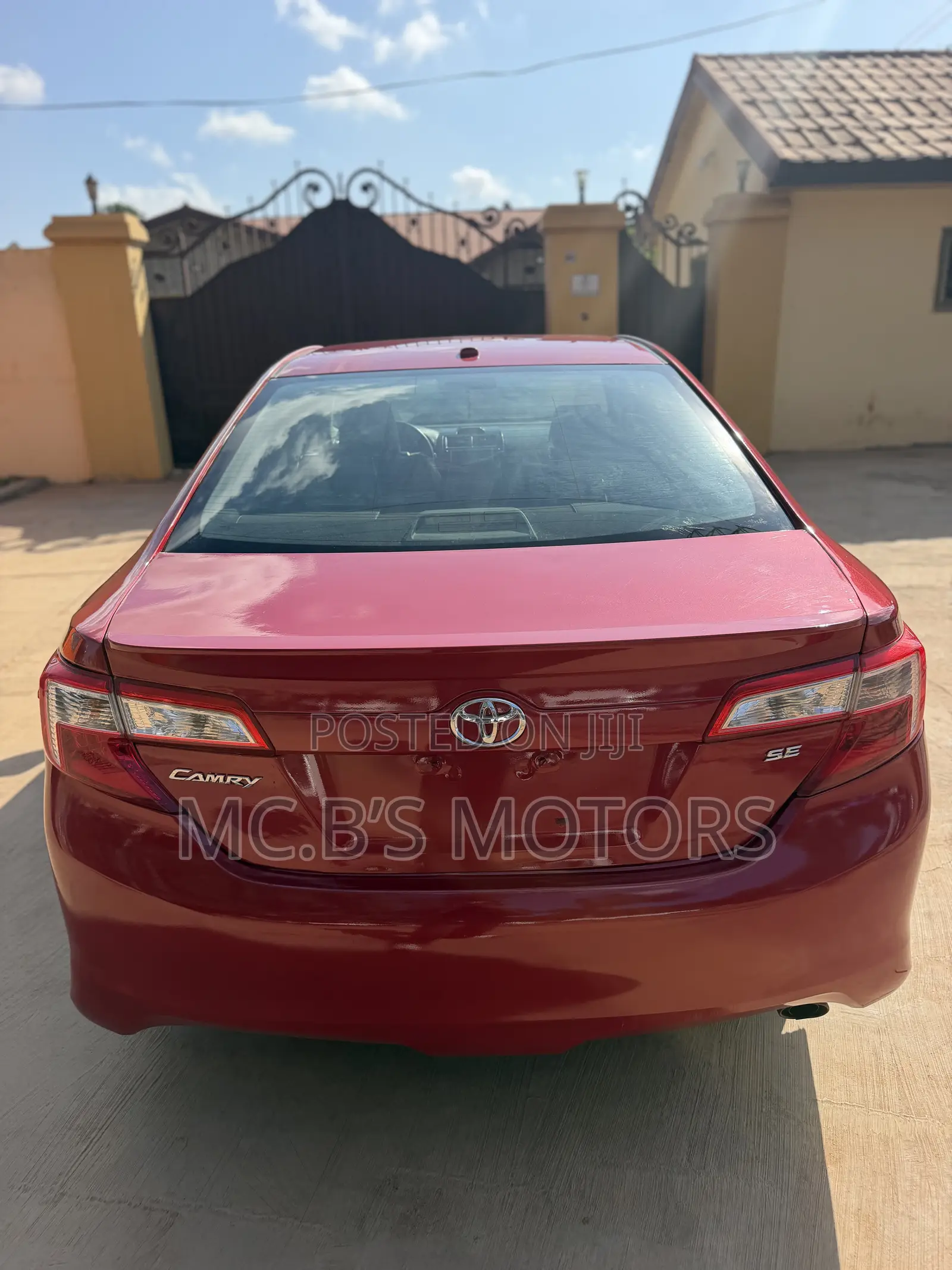 Toyota Camry 2014 Red