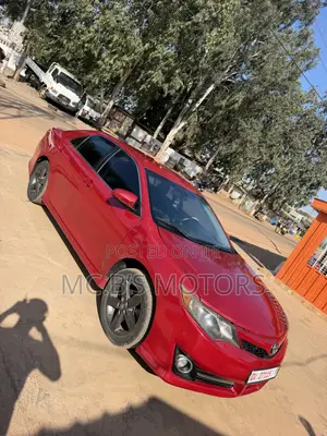 Toyota Camry 2014 Red