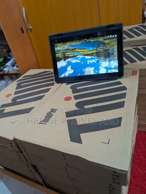 New Laptop Lenovo Yoga 11e 4GB Intel Core i3 SSD 128GB