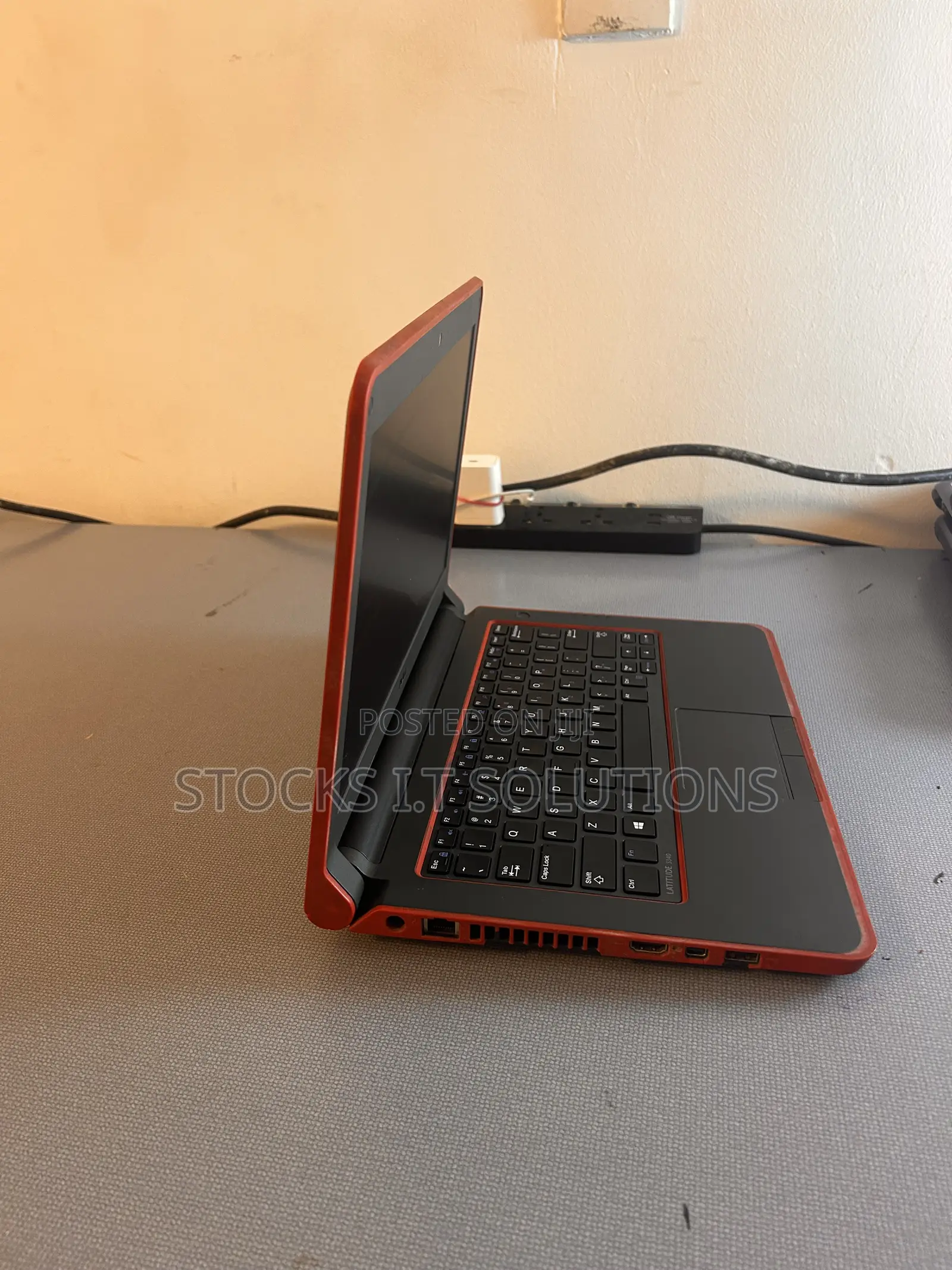 Laptop Dell Latitude 3340 4GB Intel Core i3 HDD 500GB