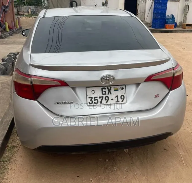 Toyota Corolla 2016 Silver