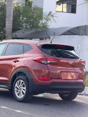 Hyundai Tucson 2016 Red