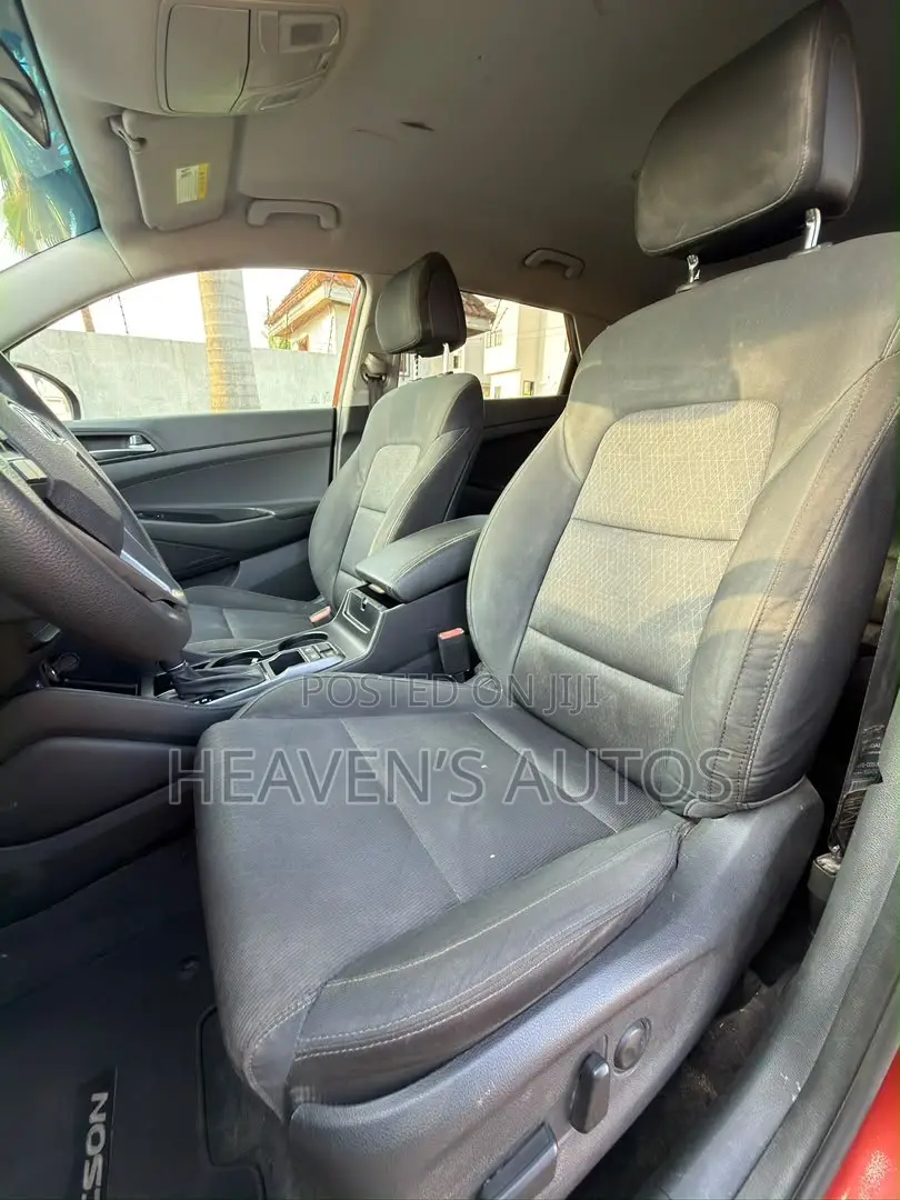 Hyundai Tucson 2016 Red
