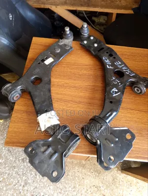 Ford Escape Lower Arm & Ball Joint