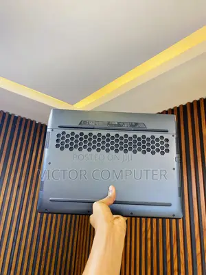 Laptop Alienware M15 R7 32GB AMD Ryzen 9 SSD 1T