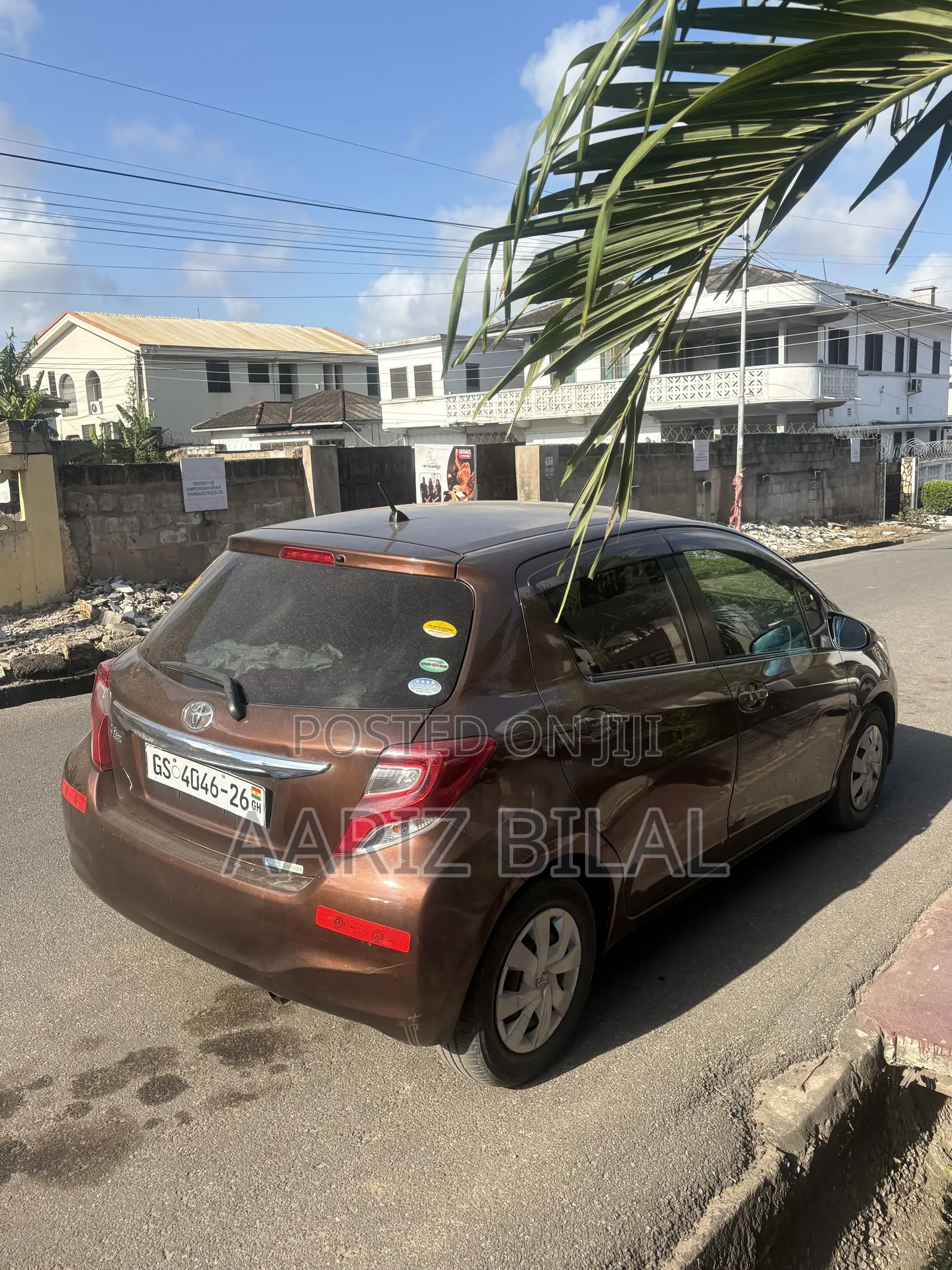 Toyota Vitz 2016 Brown