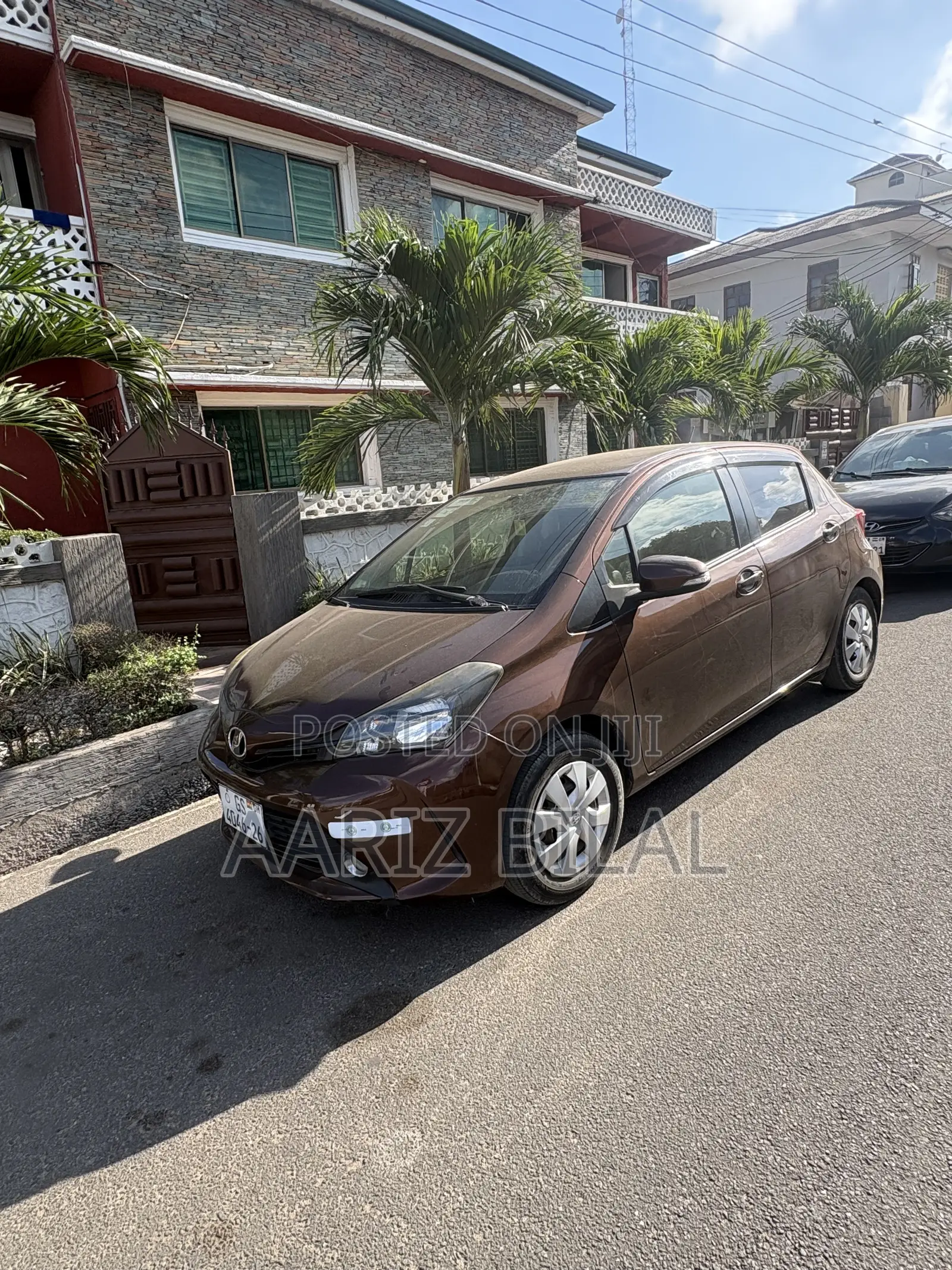 Toyota Vitz 2016 Brown