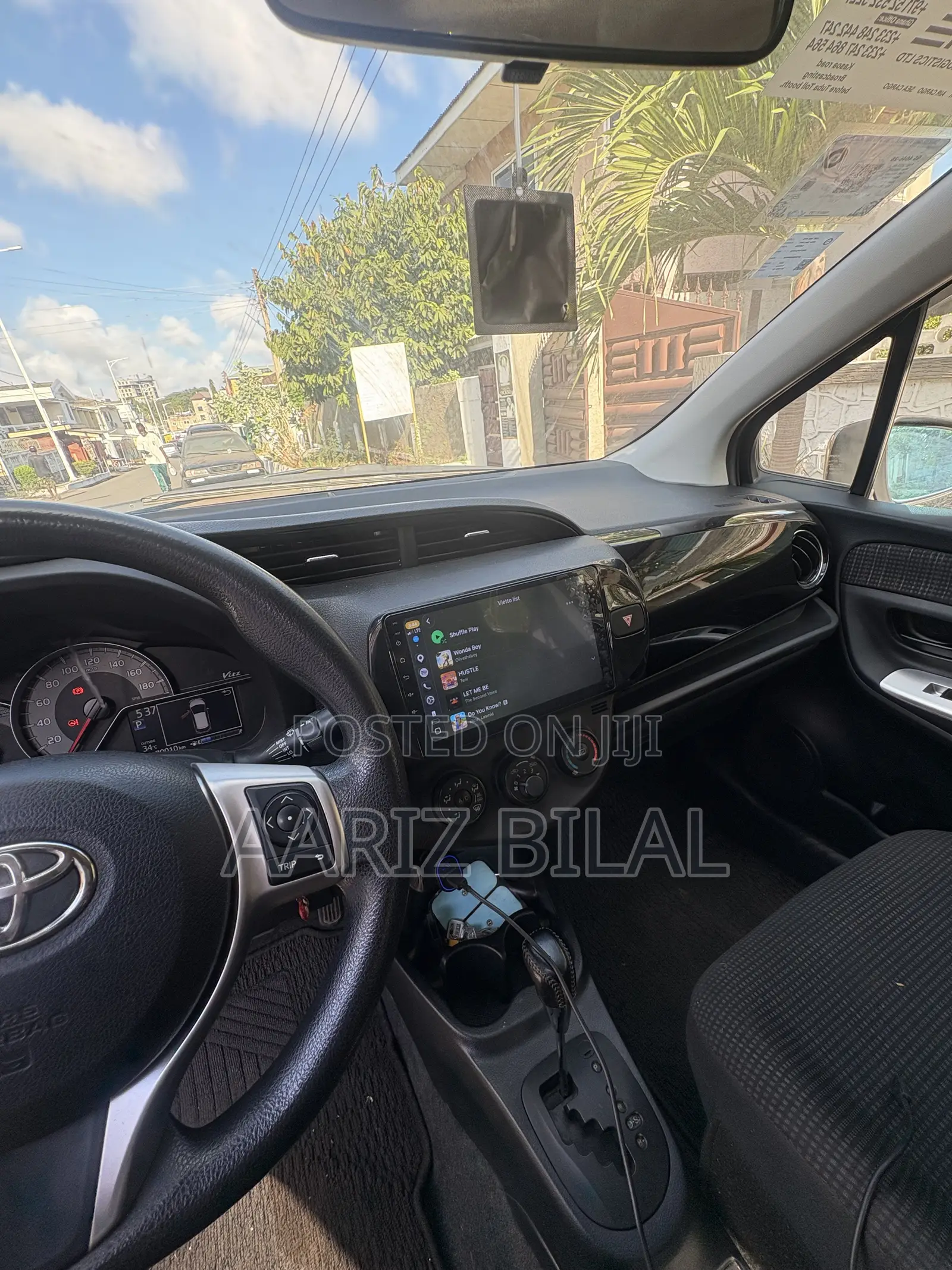 Toyota Vitz 2016 Brown