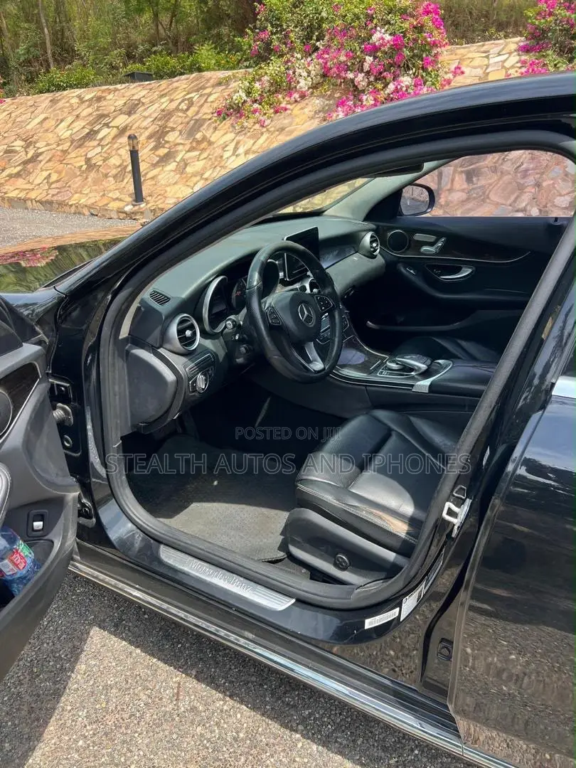 Mercedes-Benz C300 Base 4Matic Sedan AWD (2.0L 4cyl 7A) 2016 Black