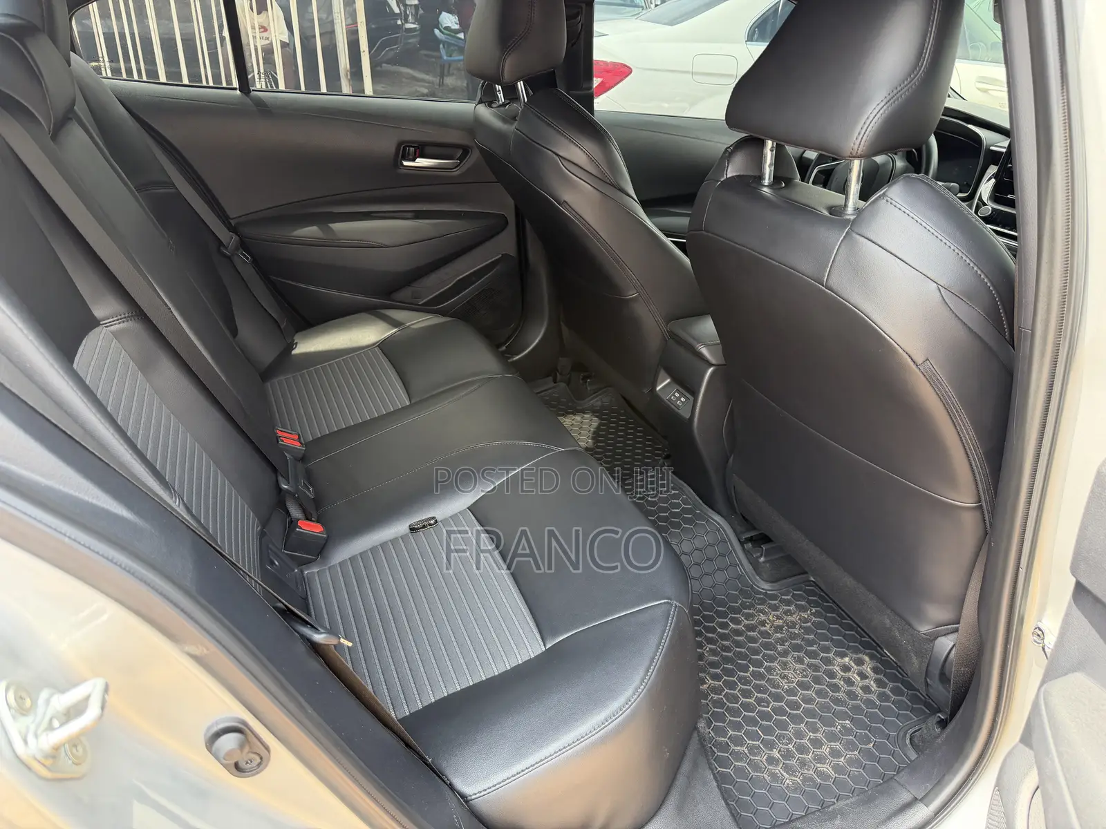 Toyota Corolla XSE 2024 Silver