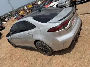 Toyota Corolla XSE 2024 Silver