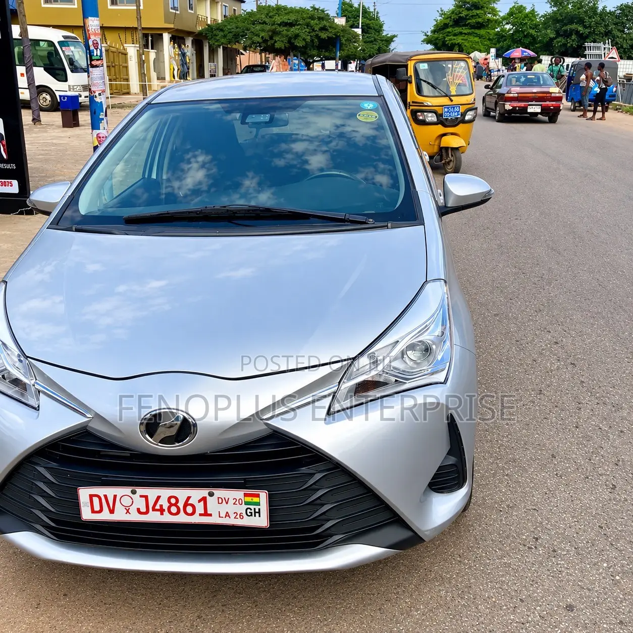Toyota Vitz 2017 White
