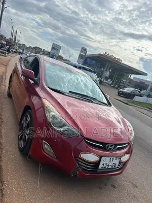 Hyundai Elantra 2013 Red