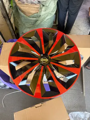 Original Nissan 17 Inch Wheel Cover