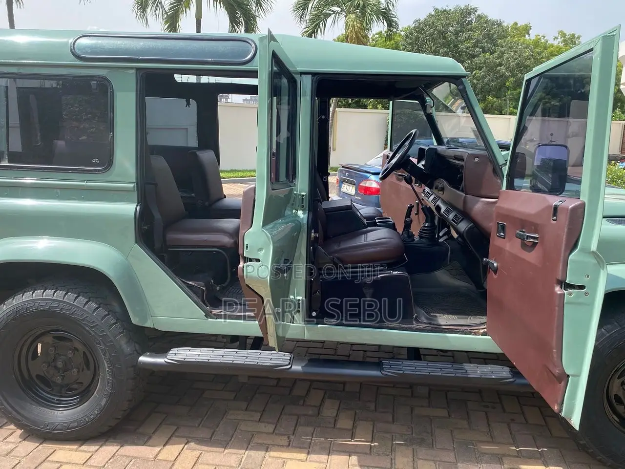 Land Rover Defender Soft Top 4x4 1995 Green