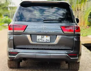 Toyota Land Cruiser 2023 Gray