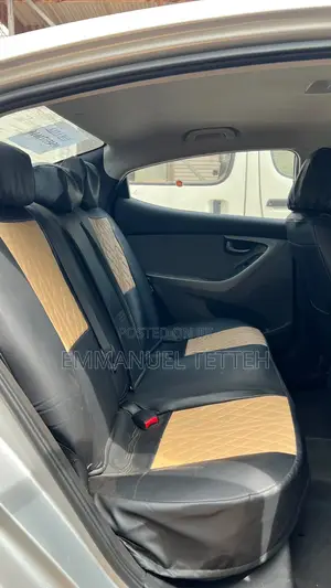 Hyundai Elantra 2016 Silver