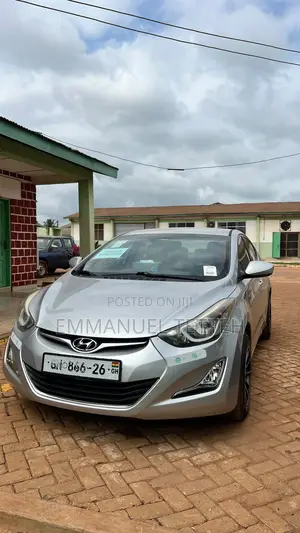 Hyundai Elantra 2016 Silver