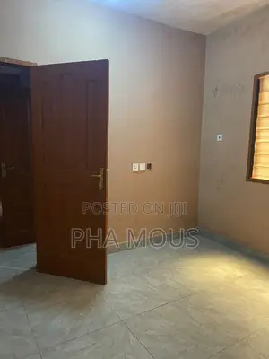 2bdrm Apartment in Achimota for rent