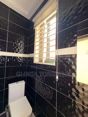 4bdrm House in Ashaley Botwe for rent