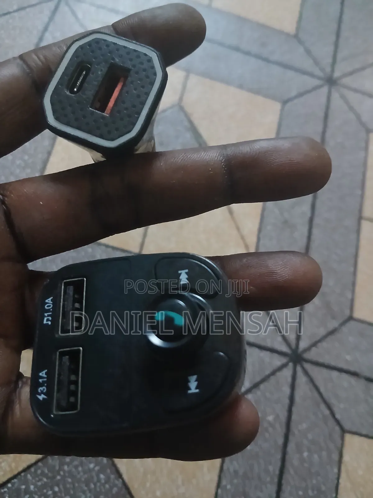 2 Car Bluetooth and Charger. Type C/ USB
