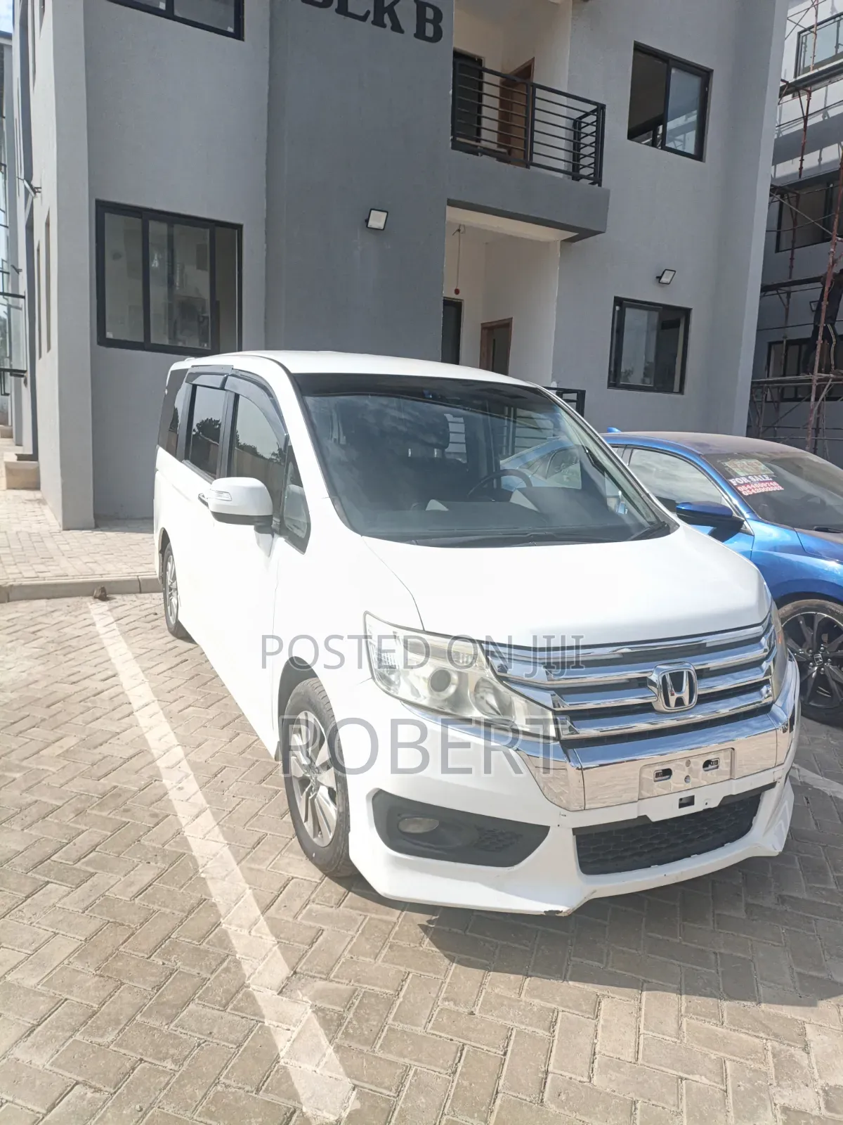 Honda Stepwgn 2012 White