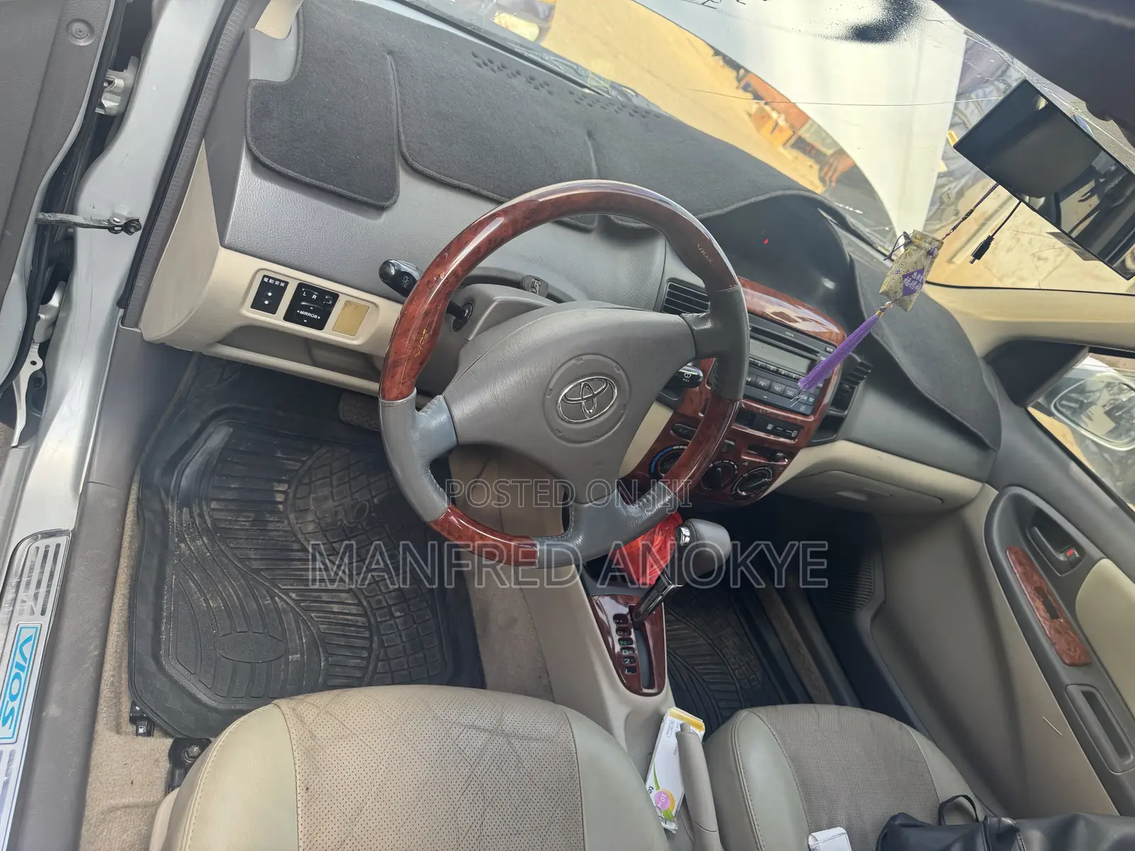 Toyota Vios 2009 Silver