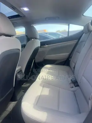 Hyundai Elantra Value Edition 2018 Silver