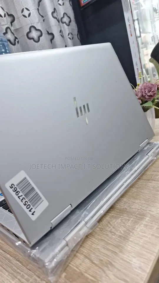 Laptop HP EliteBook 1030 8GB Intel Core i5 SSD 256GB
