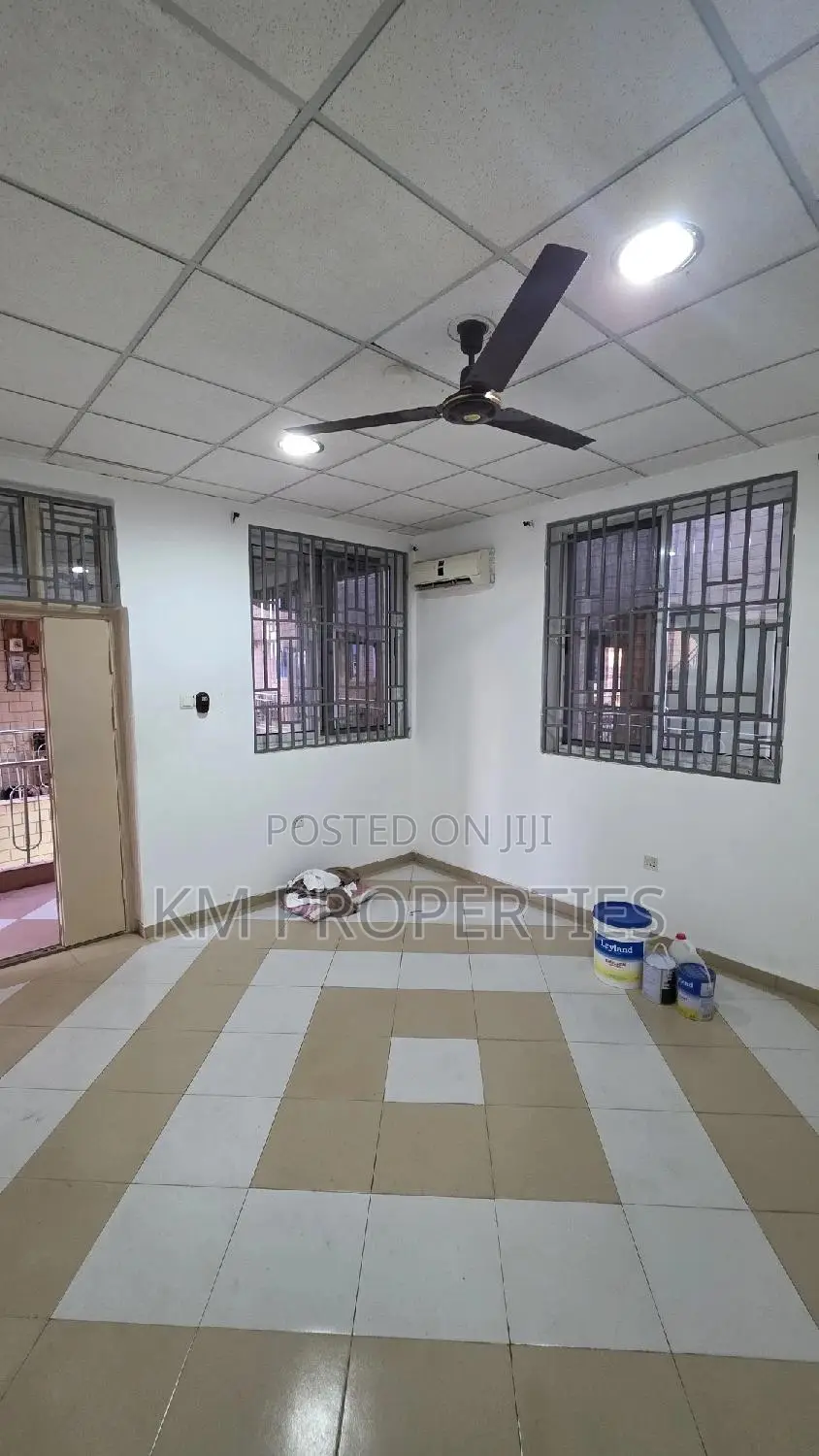 1bdrm Block of Flats in Madina for rent