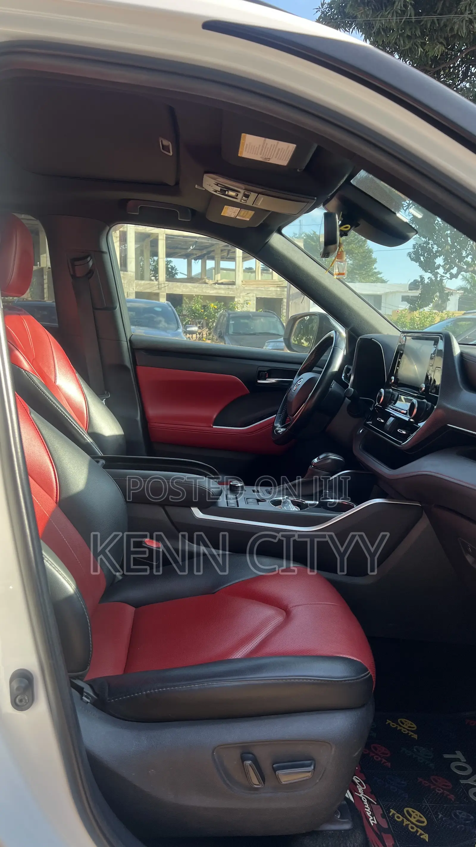Toyota Highlander XSE 2021 White