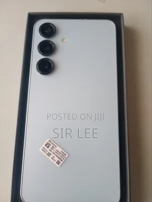 Samsung Galaxy S25 256 GB Gray